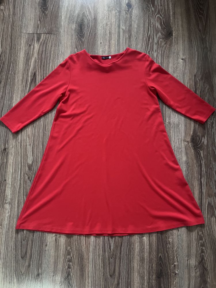 Czerwona sukienka damska Carry M L XL 38 40 42 rękaw litera A