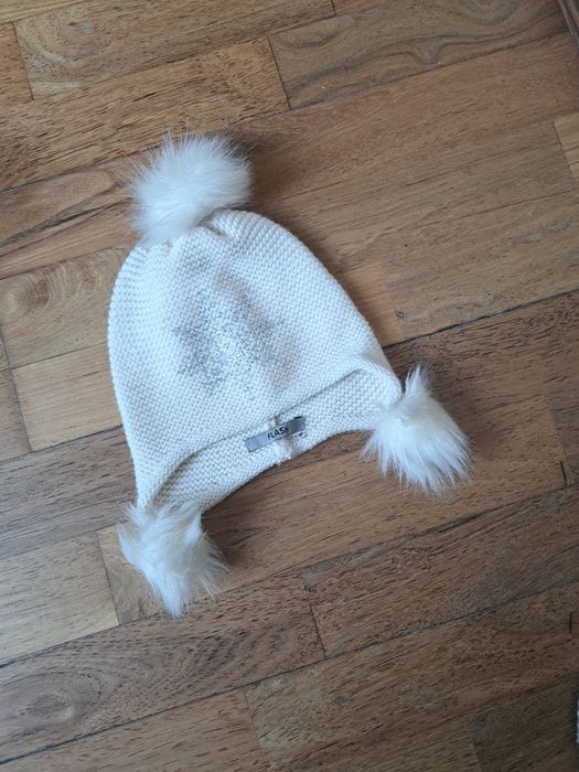 Біла шапка дівчинці 54 р