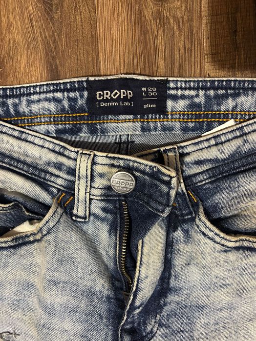 Світшот CROPP , Джинси CROPP.
