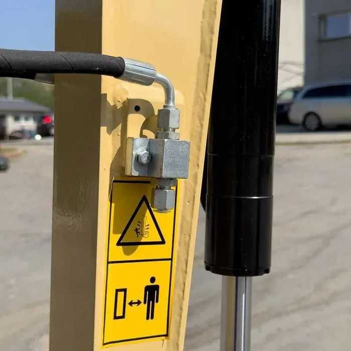 Minikoparka MEYER X1000 (skretne ramie,silnik KOOP) LEASING