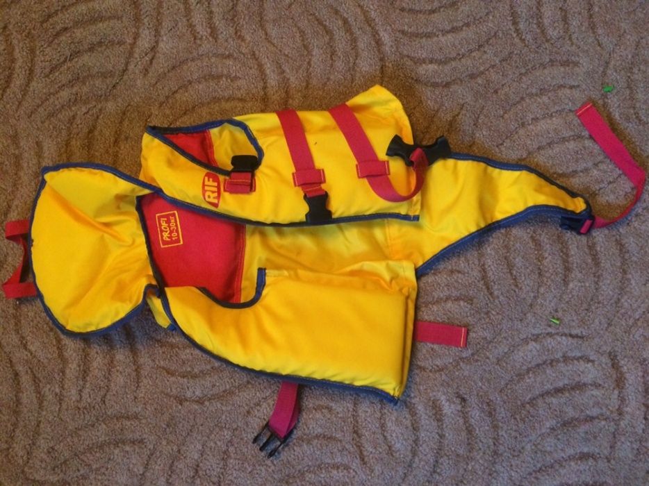 Детский жилет