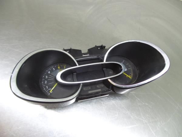 Quadrante / painel de instrumentos RENAULT Clio IV (BH_)