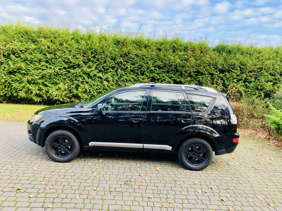Mitsubishi Outkander 2.0 DID 140KM 4X4 Manual Clima