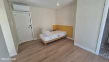 789757 - Quarto com cama de solteiro, com...