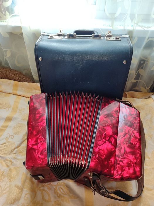 Гармошка, гармонь weltmeister віденський лад (венский строй)