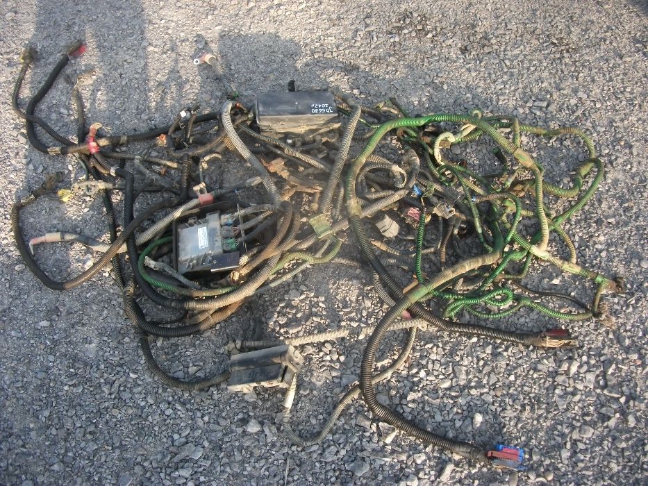 John Deere 6630 Premium--wiązka elektryczna,silnika,skrzyni--części