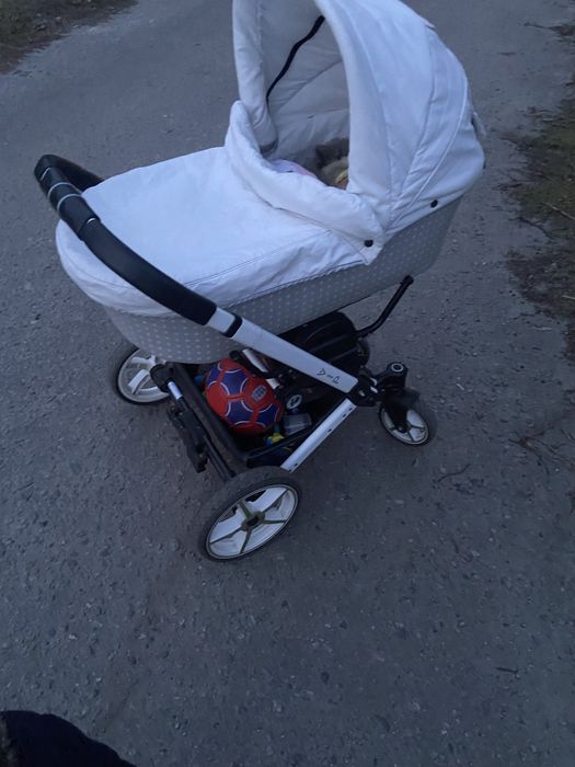 Коляска в зорошем состоянии