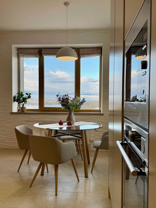 Квартира пентхаус з терасою на даху Оболонська набережна Київ