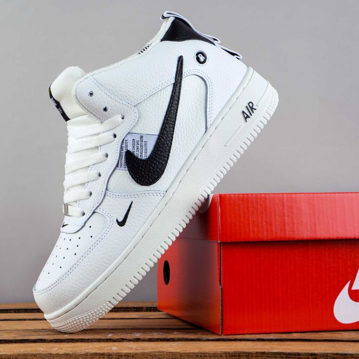 (1660) Чоловічі Зимові Кросівки Nike Air Force з хутром (41-46)