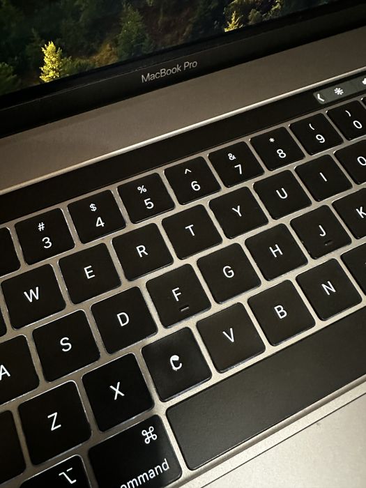 Apple MacBook Pro 15  2018 A1990 Apple 512Gb, 16GB RAM