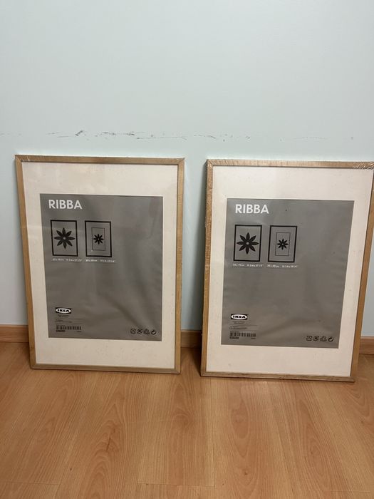 2 molduras ikea novad