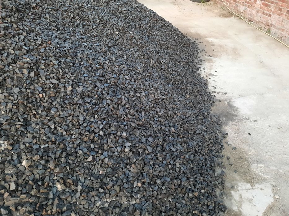 Grys bazaltowy kamień ogrodowy kamień ozdobny grys grafitowy