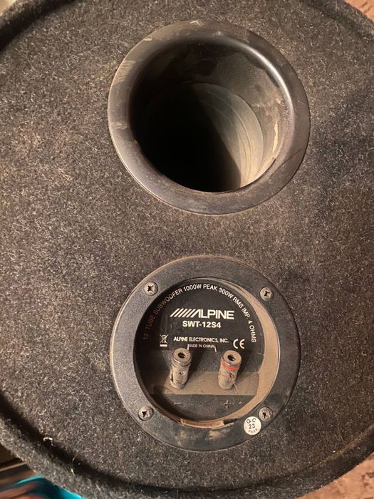 Продам Сабуфер 1000W