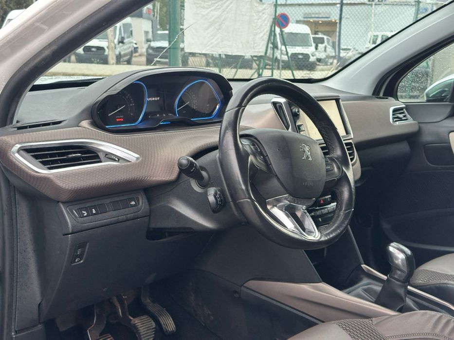 Peugeot 2008 1.2 Vti 2013