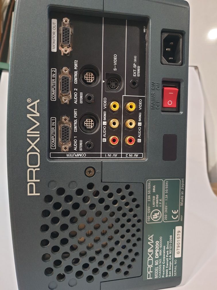 Projektor - rzutnik Proxima 9200