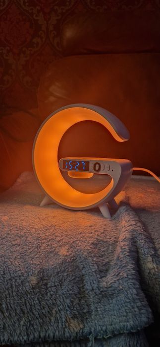 Lampka LED, ładowarka indukcyjna
