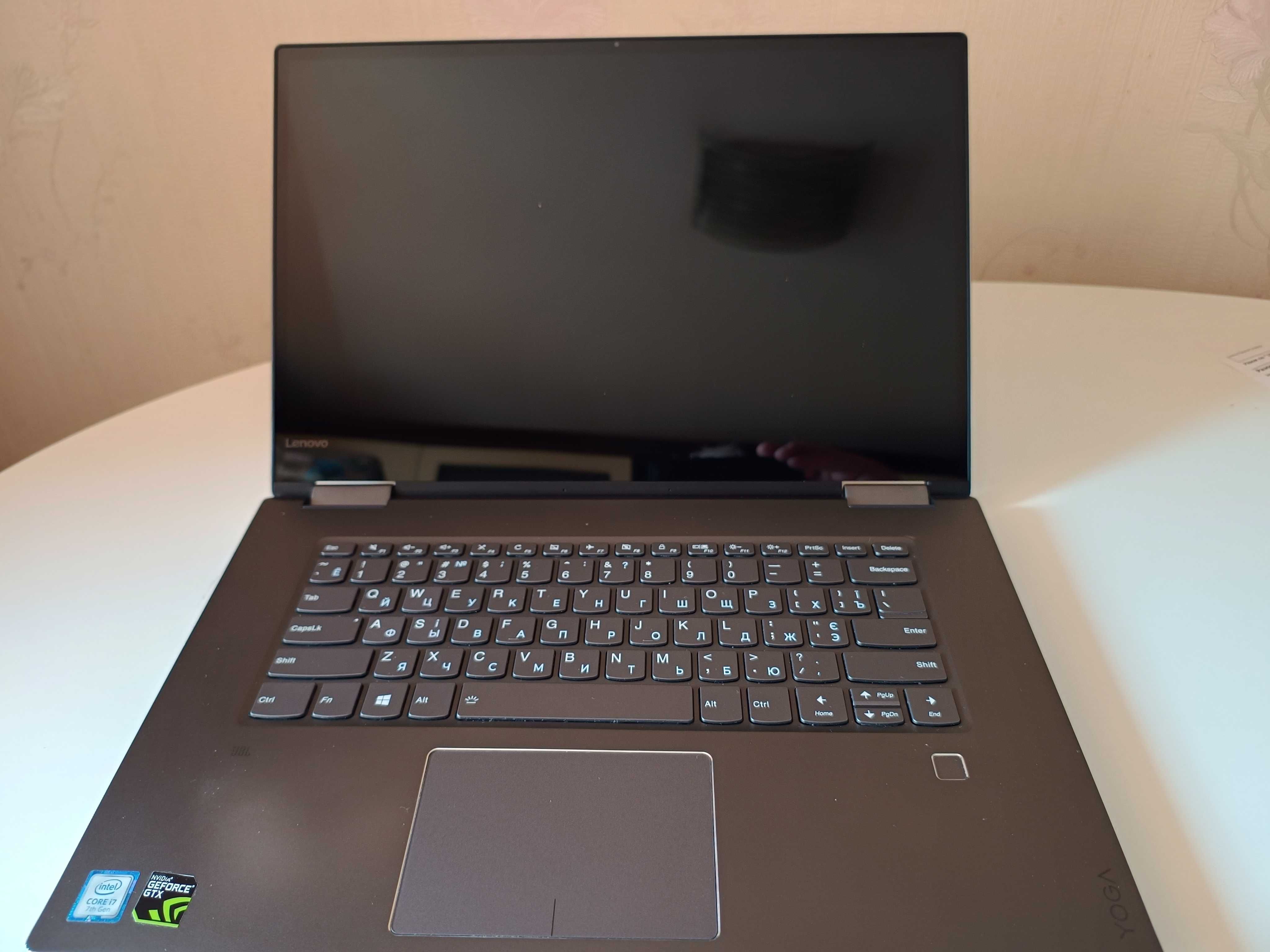 Lenovo Yoga 720-15ikb i7-7700HQ 16Gb nVIDIA GTX1050 2G SSD512Gb 4K