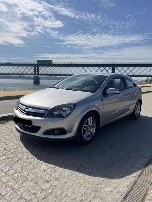 Opel astra H GTC