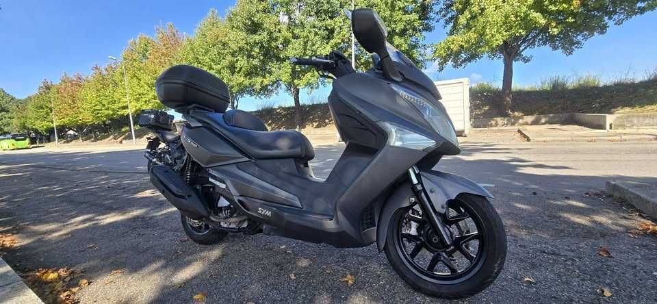 Sym GTS 300 muito estimada