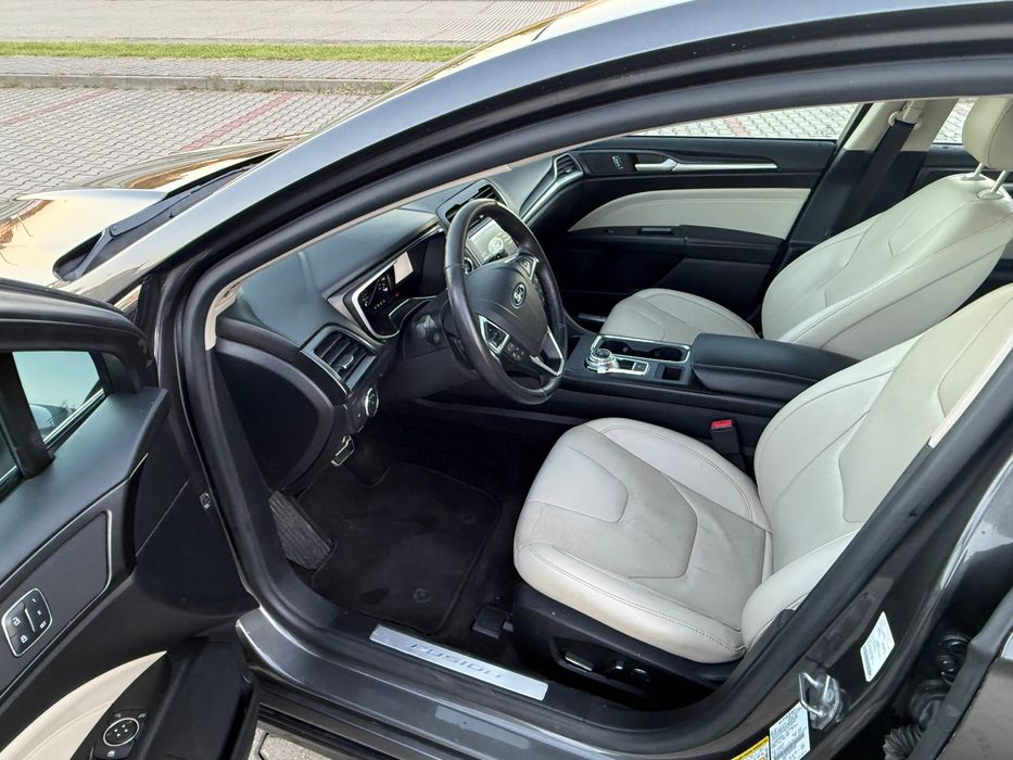 Ford fusion / mondeo titanium AWD 2018