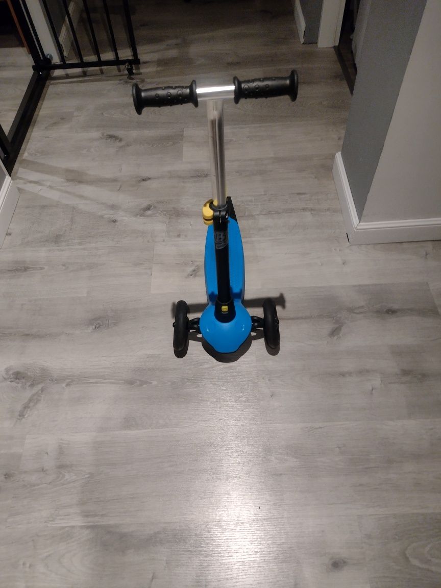 Hulajnoga 3-kolowa B100 (z Decathlon) prawie nowa