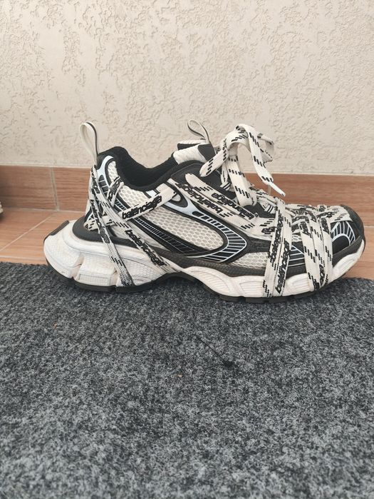 Balenciaga extreame lace3 xl