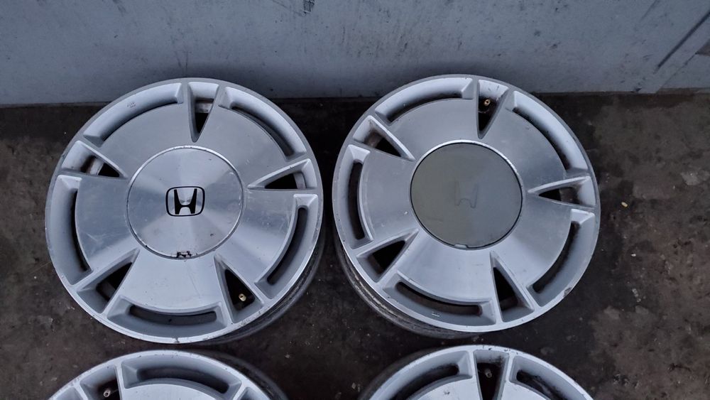 142*Продам оригінал диски Honda R15 5x114.3 Civic Legend та інші