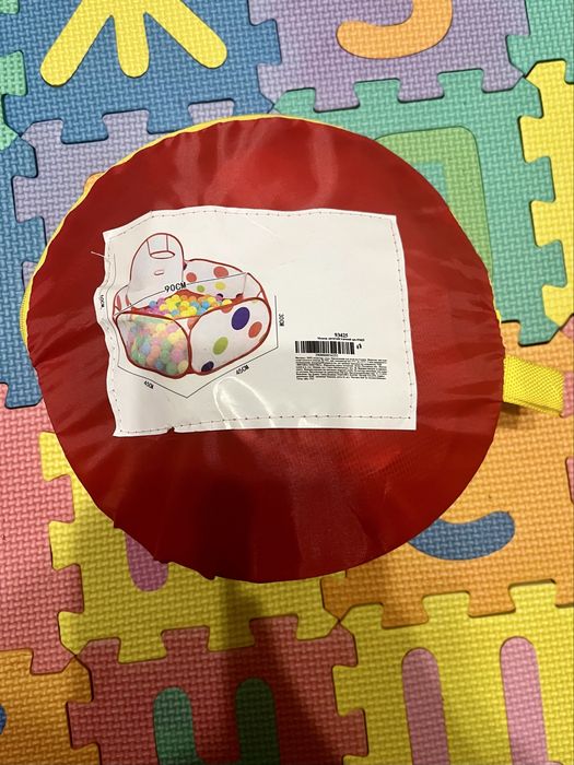 Нові іграшки для дітей: пазли, доміно та ігровий манеж