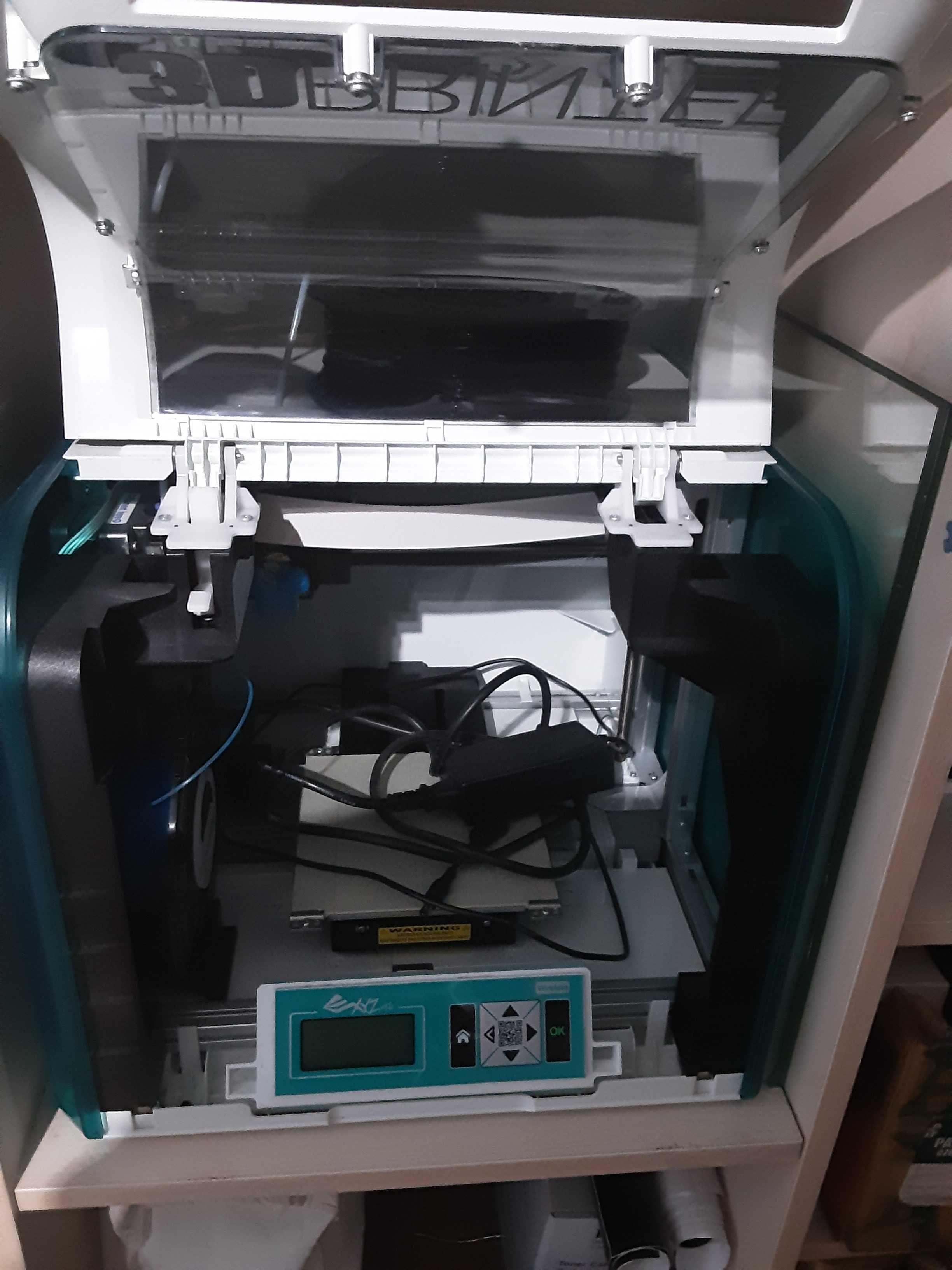 Drukarka 3D użyta 2 razy, jak nowa