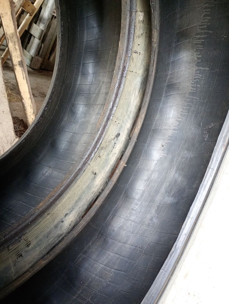 Przedam opony od MTZ, jumz, ursus, Zetor itp 15.5 R38 8PR i 11.2-24