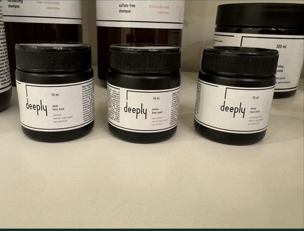 Deeply AMINO/ Lipido/Proteino MASK Глянцева, відновлююча, зволожуюча.