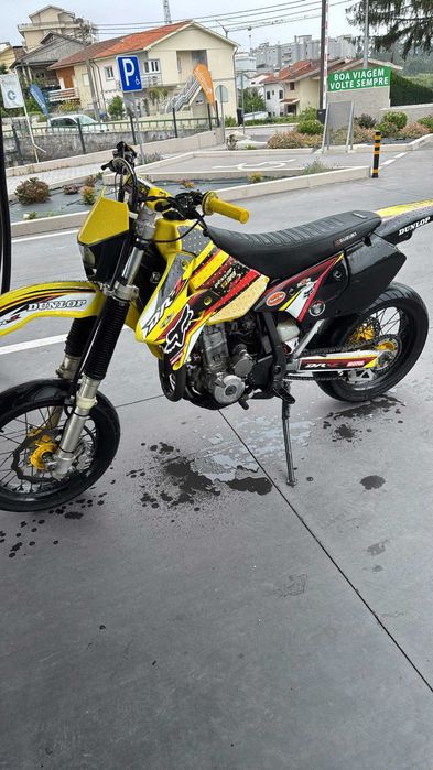 2001 Suzuki drz 400 e sm com muito material