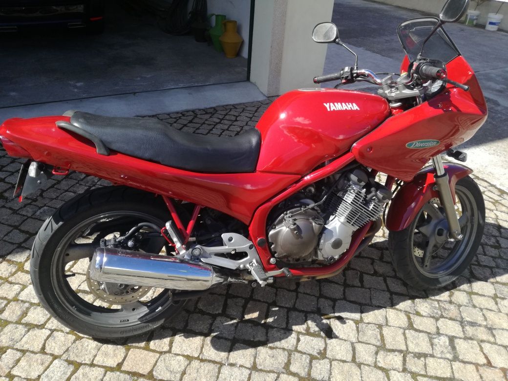 Yamaha XJ 600 diversion