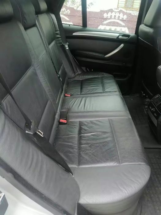 В продажі бмв х5е53