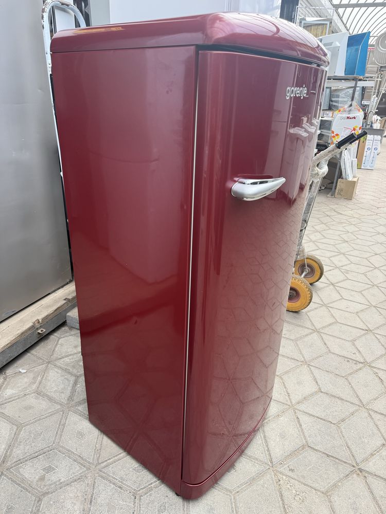 Ретро холодильник gorenje RB62880R