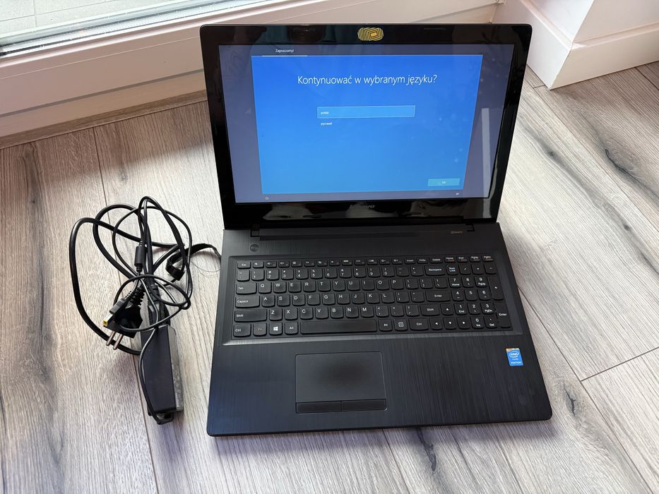 Laptop LENOVO G50-30