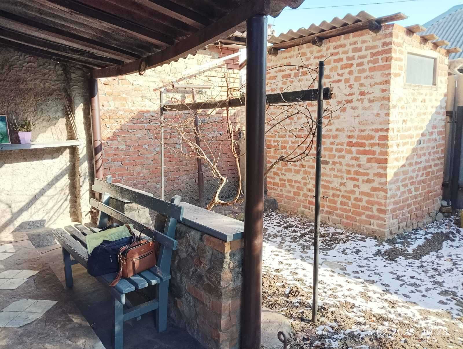 Продам.. 2-х комн. квартиру в г. Мерефе (р-н Селекционная).
