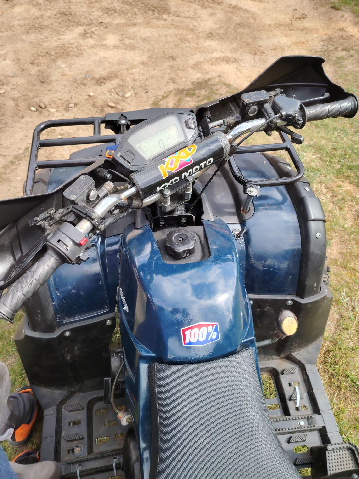 Quad 250 automat