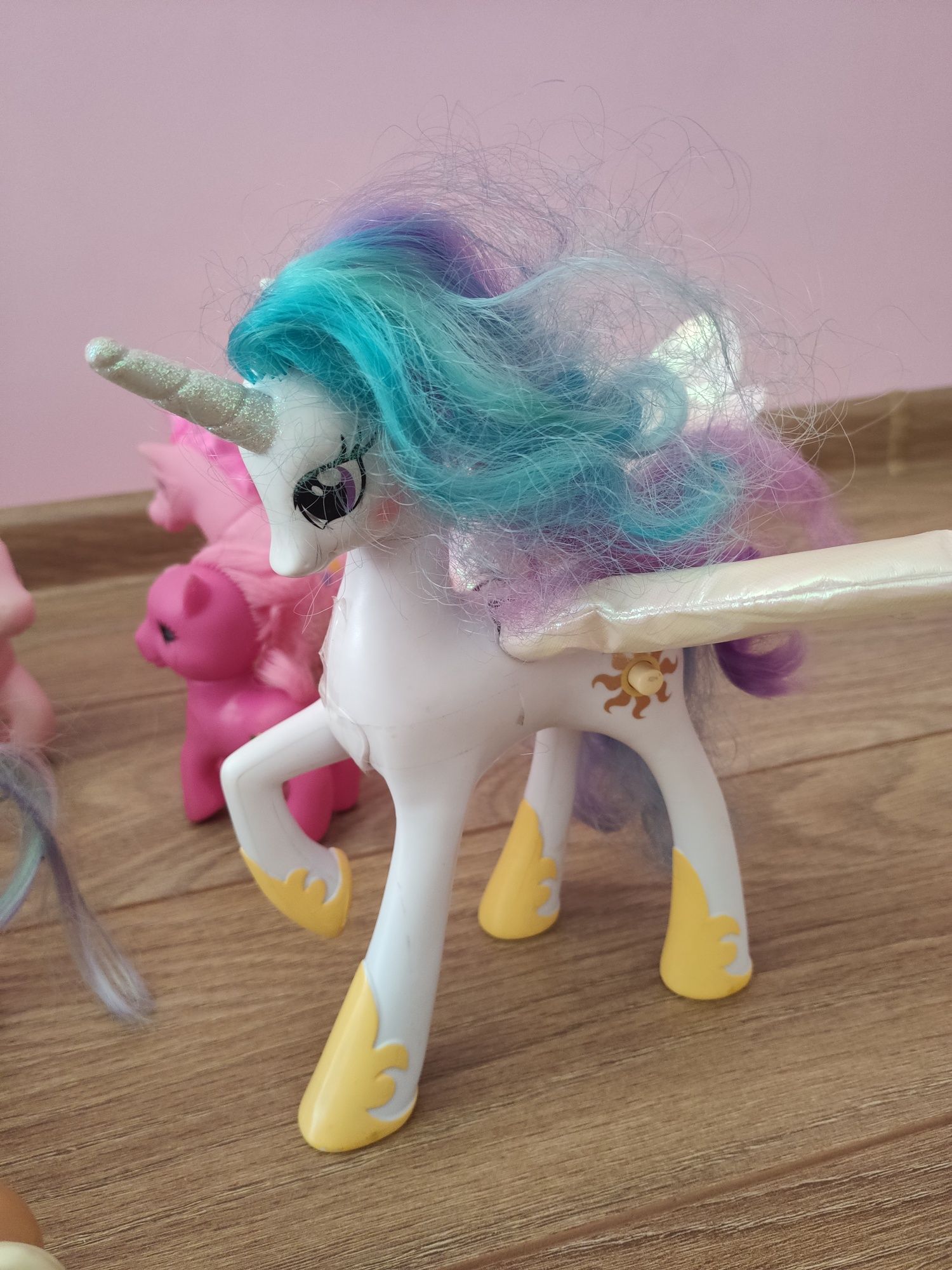 12 szt Figurki konie, jednorożec Celestia, my little pony,