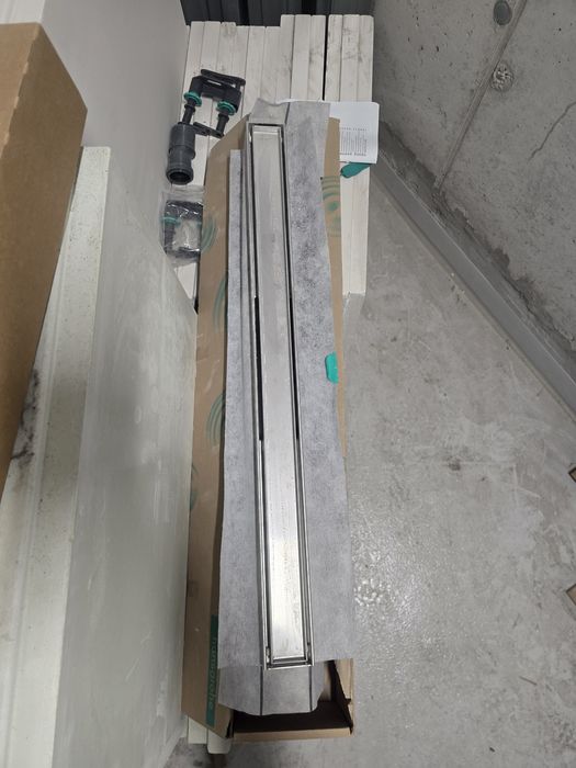 hansgrohe raindrain Compact 80 cm , odpływ liniowy