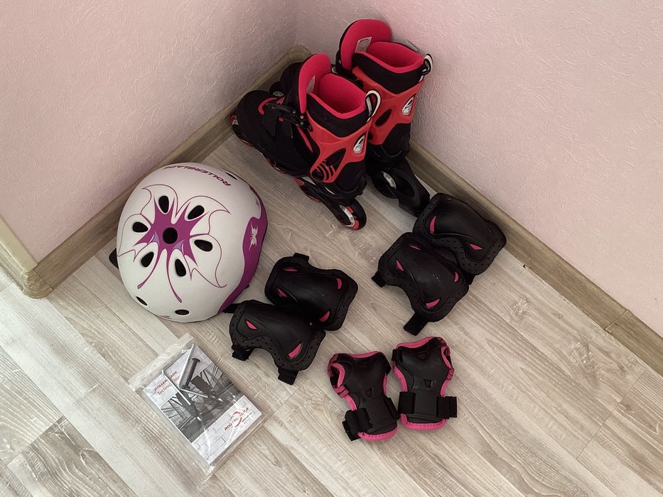 Дитячі роликові ковзани. Розмір регулюється (21-23 см/33-36.5 розмір)