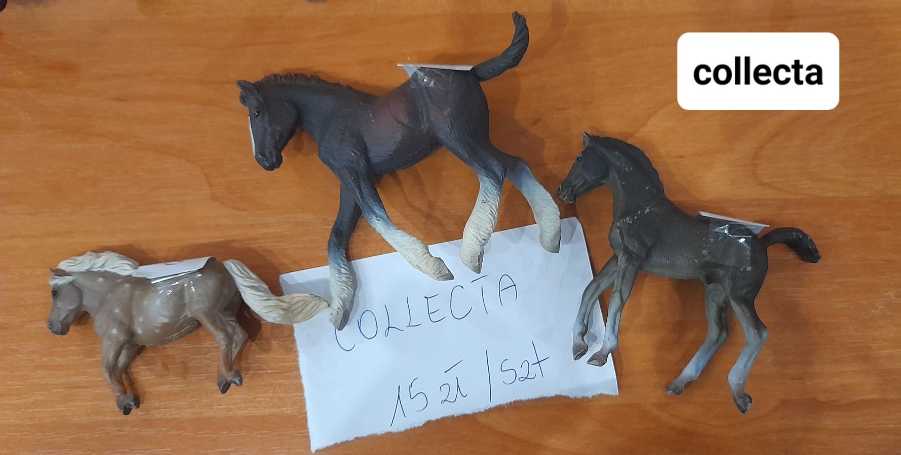 Figurki koni firmy Collecta