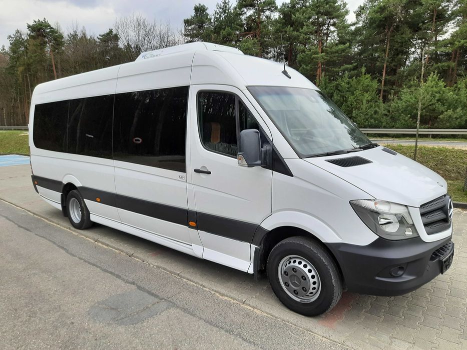 Przewóz osób , wynajem busa/autobus , przewozy szkolne i pracownicze.