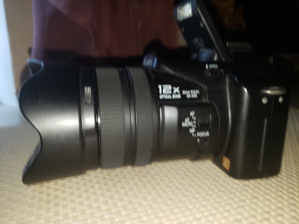 Panasonic Lumix DMC-FZ30 -digitaali kamera