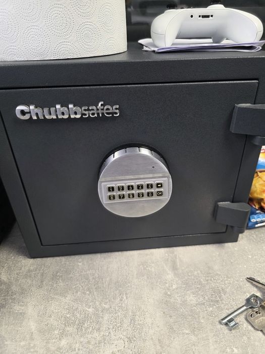 Sejf domowy ognioodporny Chubbsafes Home Safe 10