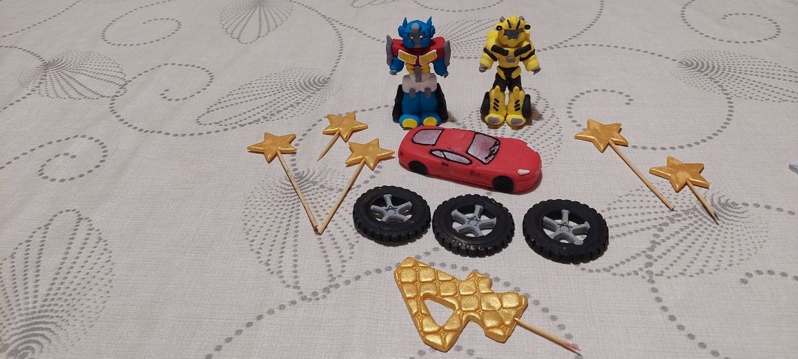 Dekoracja na tort Transformers