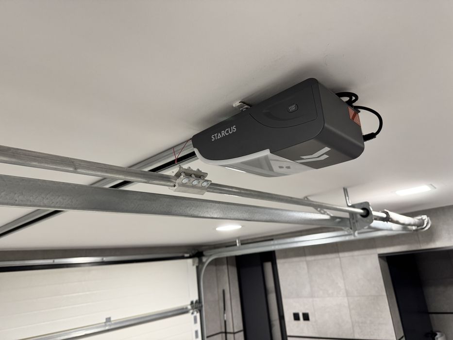 Krispol Starcus K10 automat naped bramy garażowej Tuya/Pilot