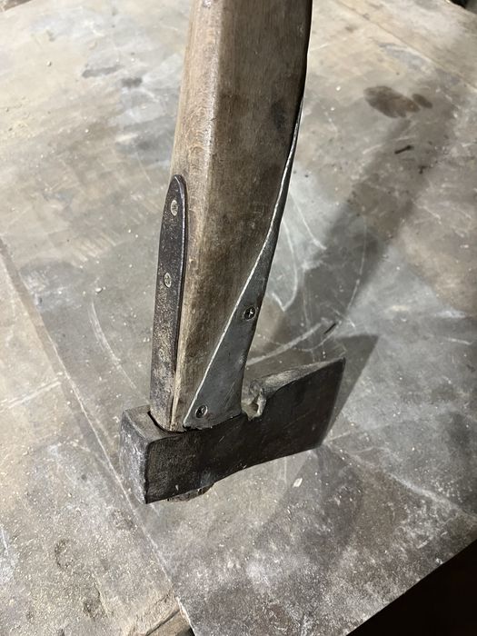 Колун давній! Сталь! Цікаво виконано!!!