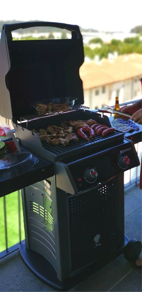 Churrasqueira Grelhador de Churrasco Weber a Gas
