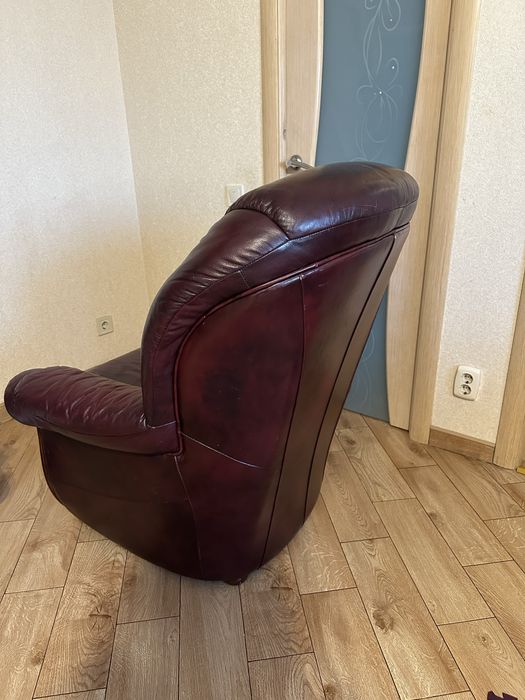 Комплект шкіряних диванів 3+2+1